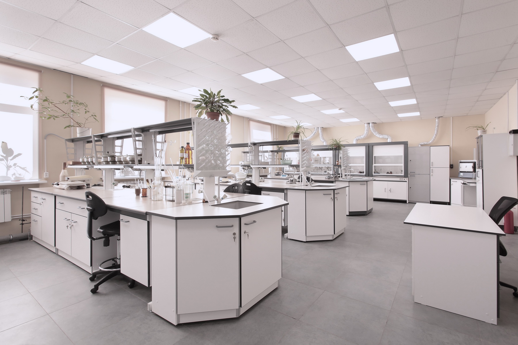 Лабораторная мебель серии ЛАБ-М